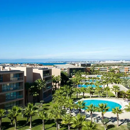 Comfortable With Shared Pool In 110 M² *