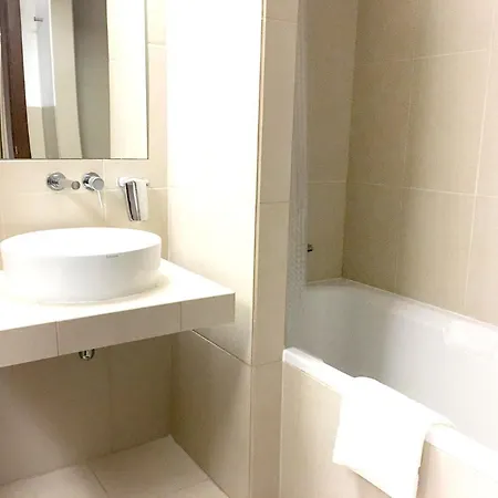 Comfortable With Shared Pool In 110 M²
