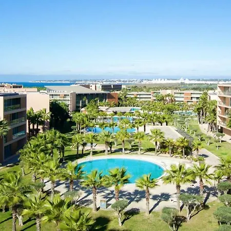 Comfortable With Shared Pool In 110 M² Apartamento Guia (Faro)
